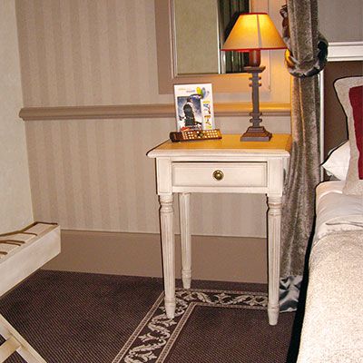 Marigny Bedside table